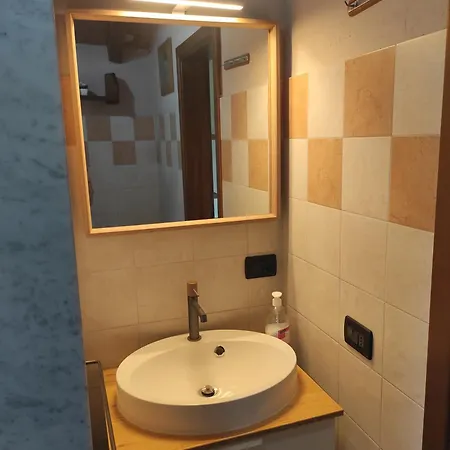 ゲストハウス La Dependance Nel ルッカ