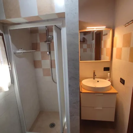 Con Bagno E Accesso Indipendente بيت ضيافة